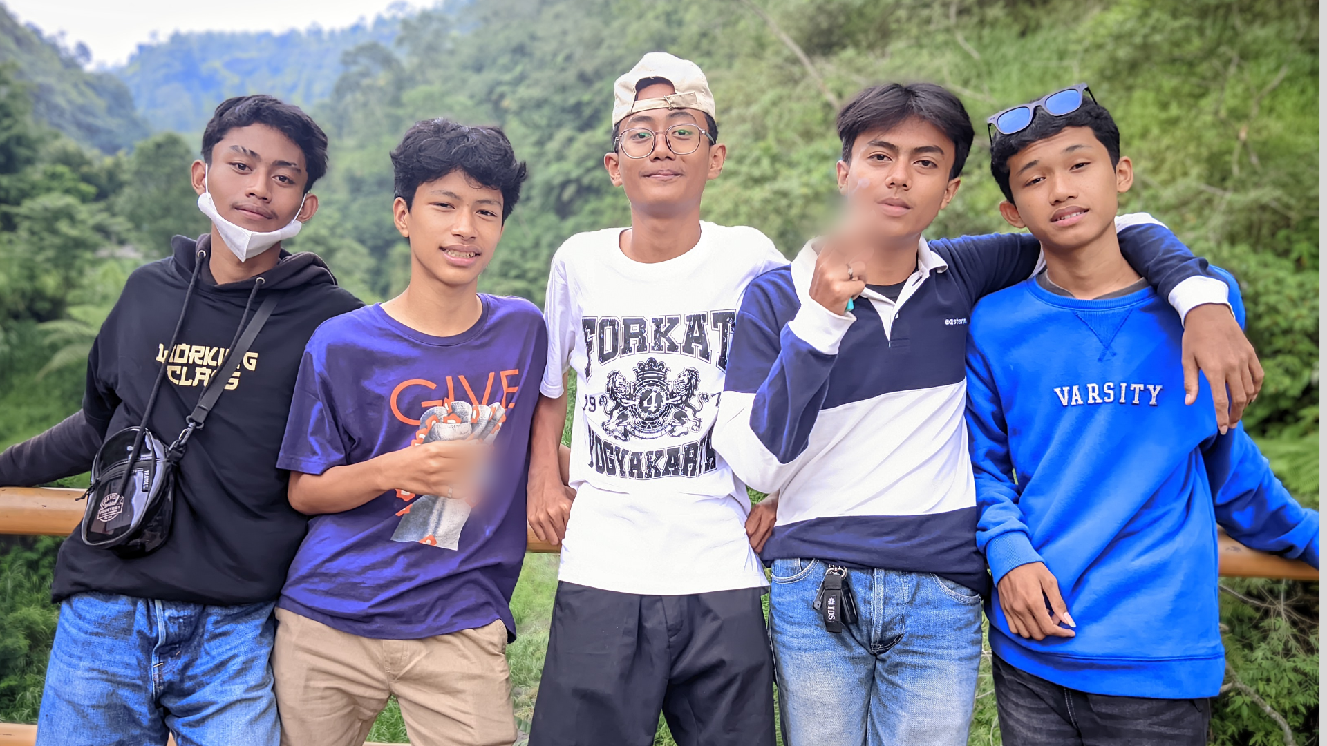 Momen healing bareng teman - 4